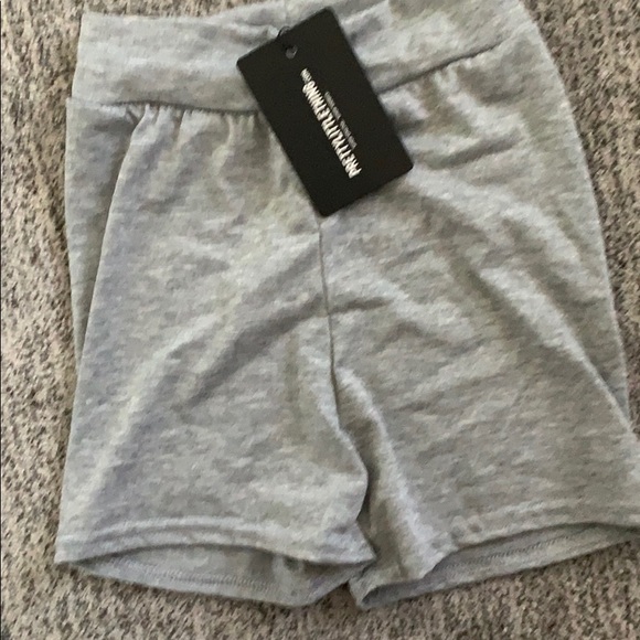 New grey PLT shorts - Picture 2 of 2